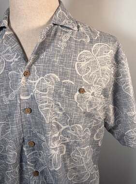 Uzzi Amphibious Gear Hawaiian Camp Shirt Mens L Gray Hibiscus Print